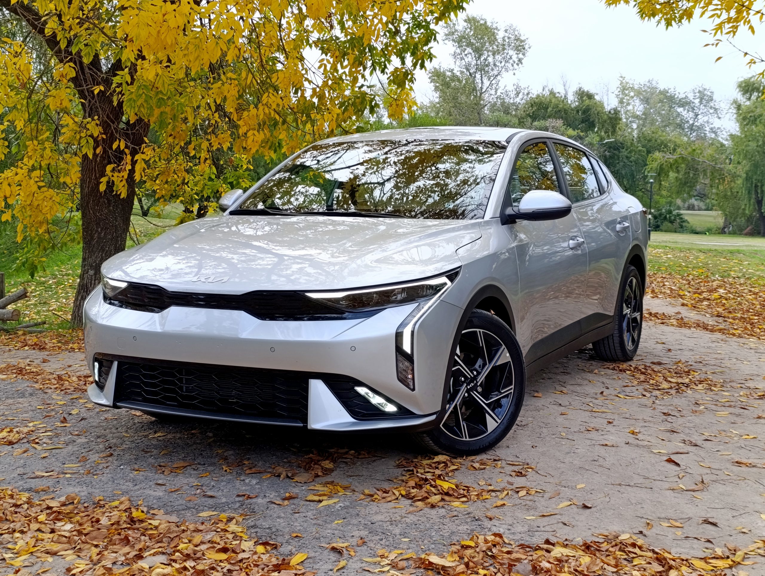 Test: Kia K3 Sedán GT-Line Visualmente atrapante